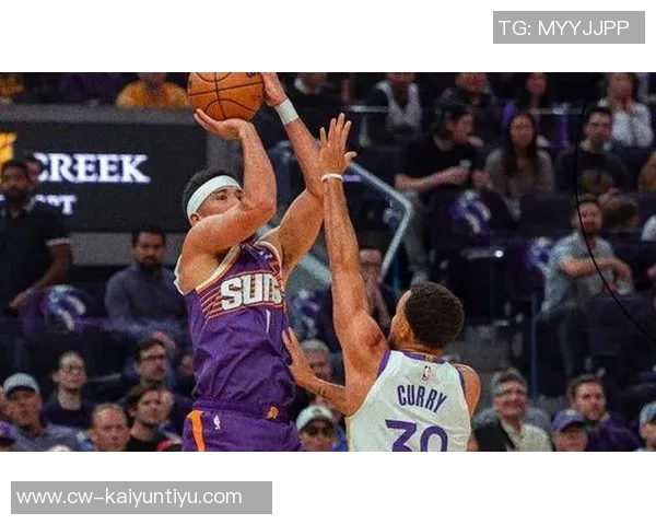 布克强调通过胶着比赛积累经验努力在势均力敌的对决中取得胜利